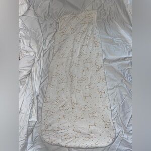 Kyte Baby sleep sack size Small 1.0 Tog Constellation print